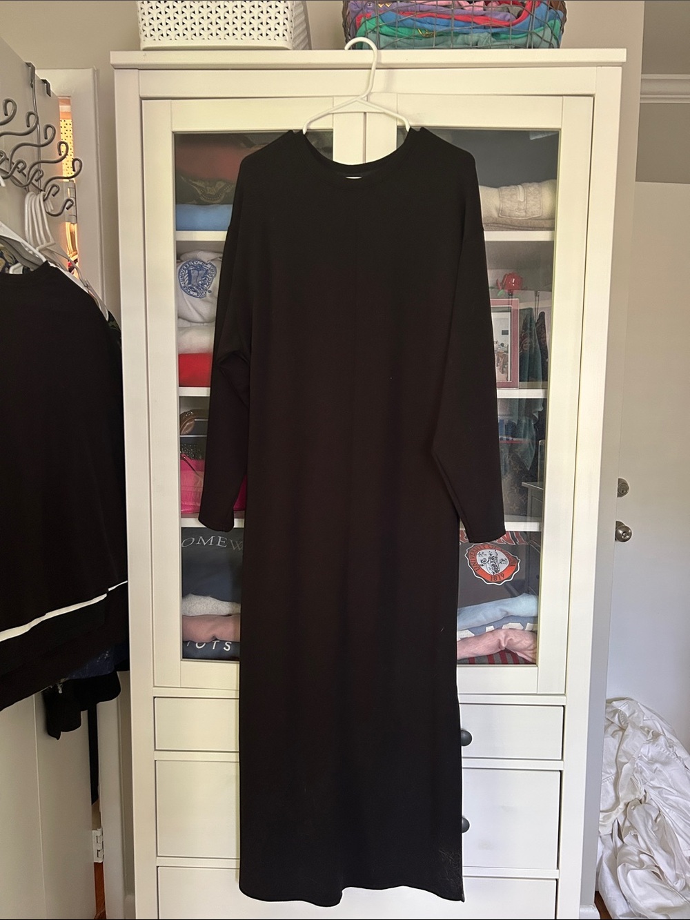 Lou & Grey Black Long Sleeve Maxi Dress